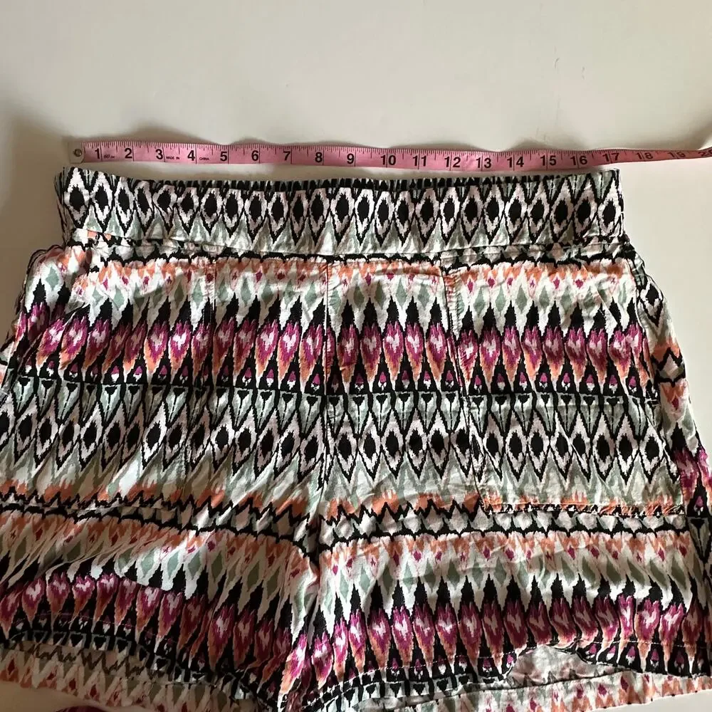 Wildfox Colorful Shorts Womens XL Pullon Pockets Casual Hi Rise Boho Beachy
